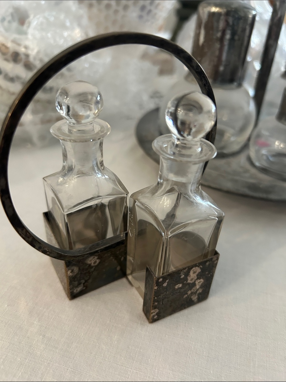 Cruet set
